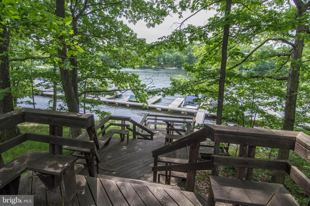 Photo of 128 BRIDGEVIEW LANE