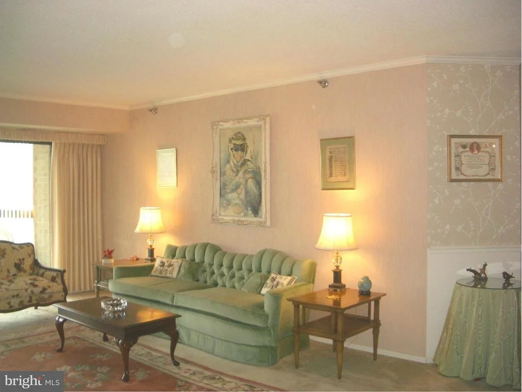 Photo of Unit 3523 at 15115 INTERLACHEN DRIVE