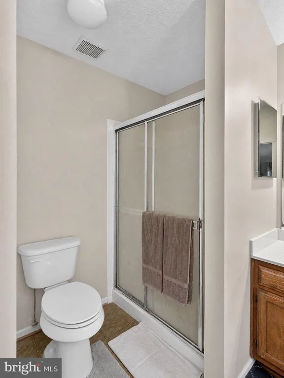 Photo of 19319 PLUMMER DRIVE