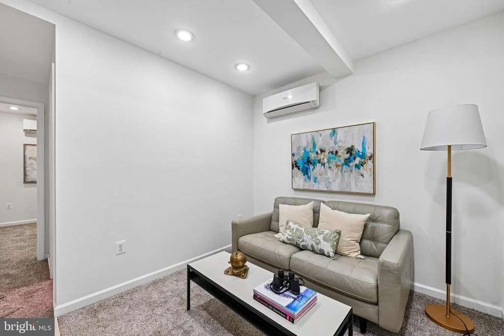 Photo of 123 7TH STREET NE