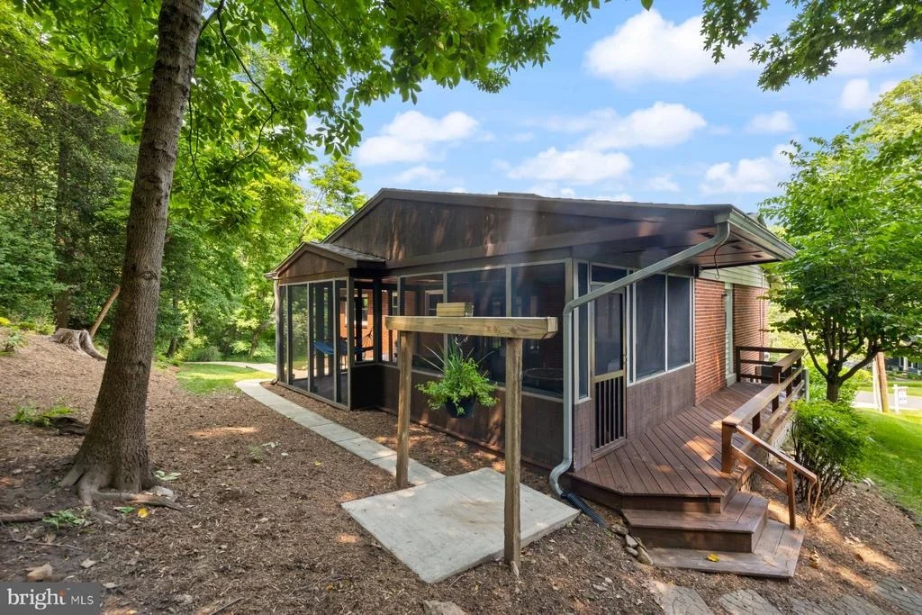 Photo of 1316 SARAH DRIVE