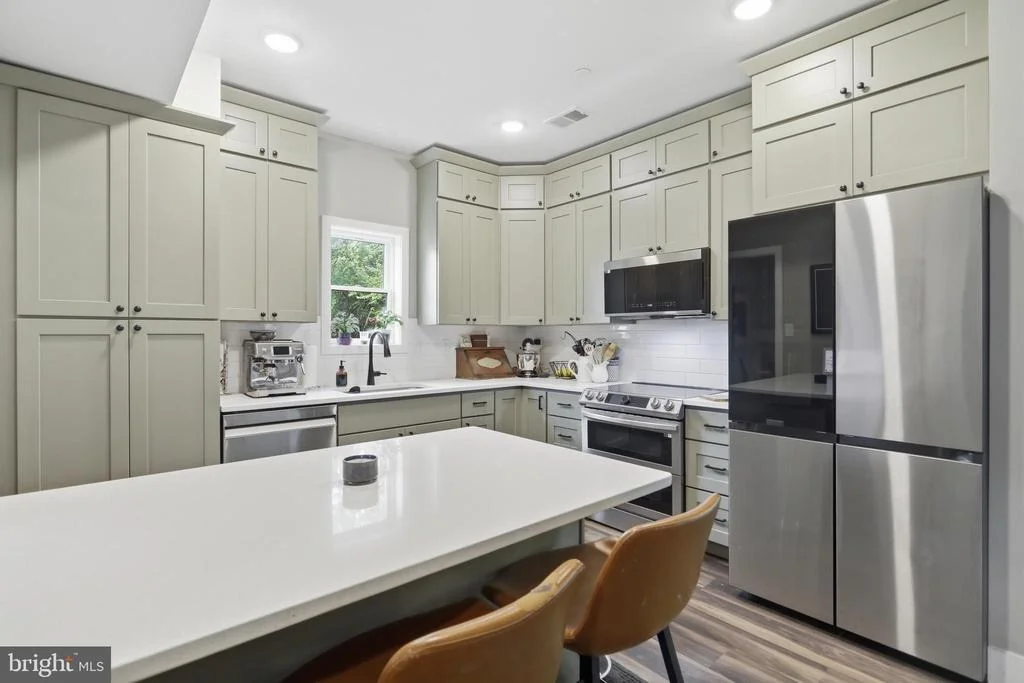 Photo of 10823 HERSHEY DRIVE