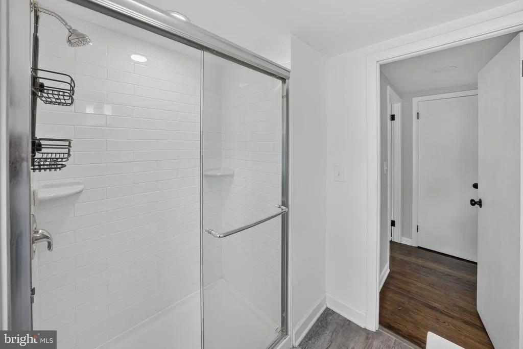 Photo of 520 RANDALL AVENUE