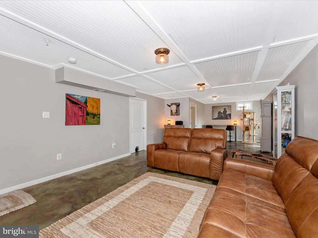 Photo of 9334 DRUMMAN DRIVE