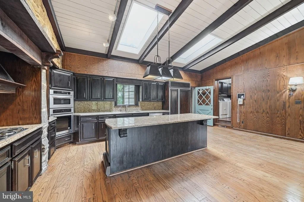 Photo of 10601 SWEETBRIAR PARKWAY