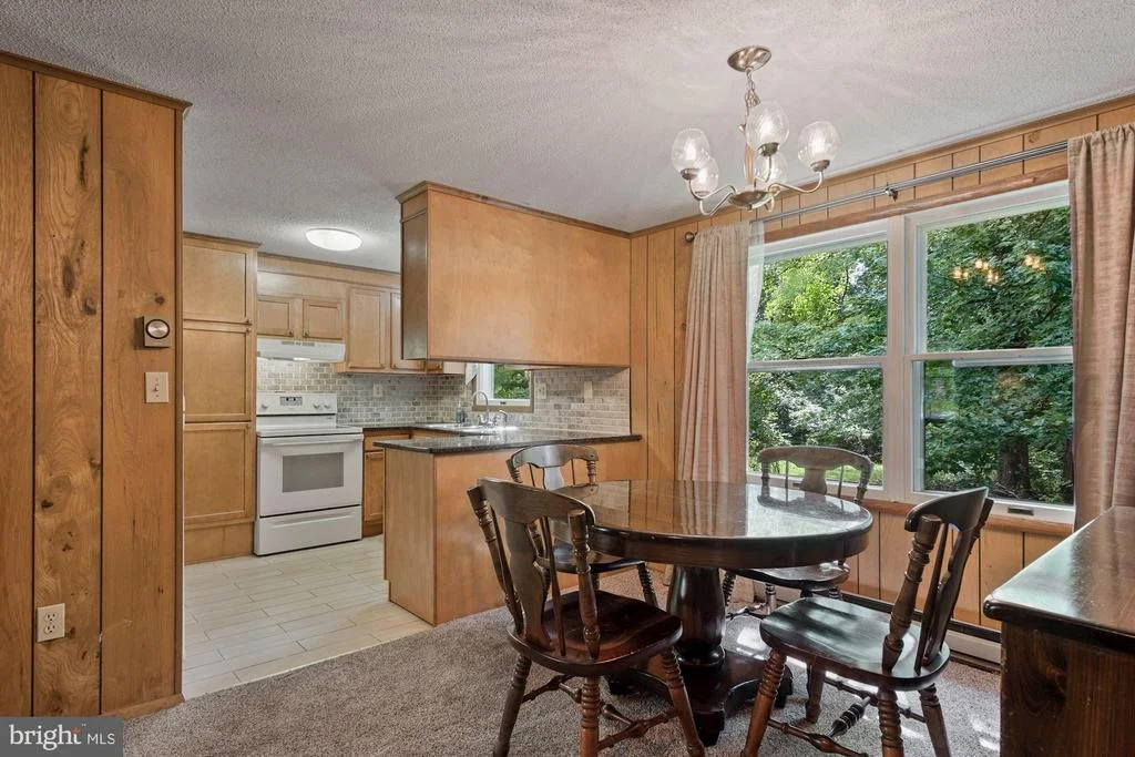 Photo of 1437 HARDING LANE