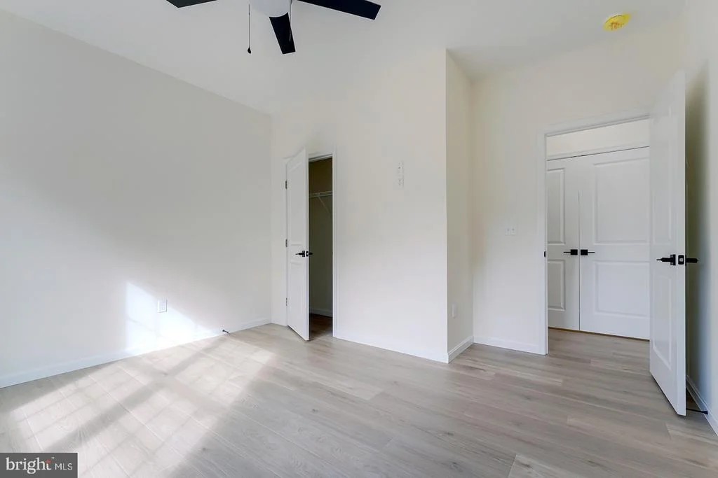 Photo of 165 ROSE BOWL ROAD