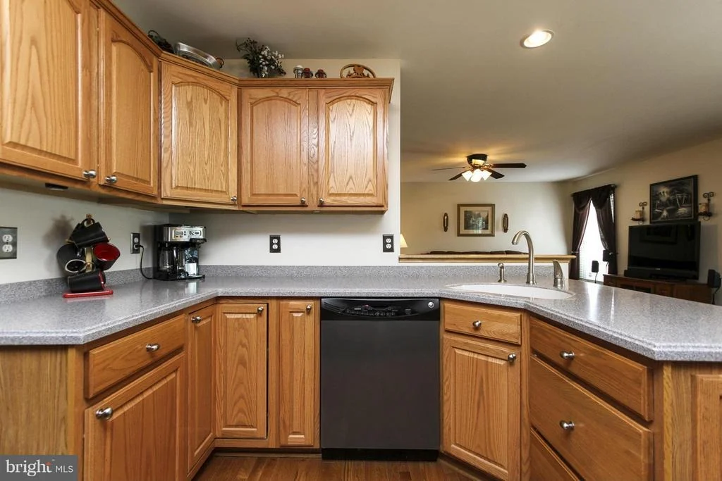 Photo of 1004 GULLO ROAD