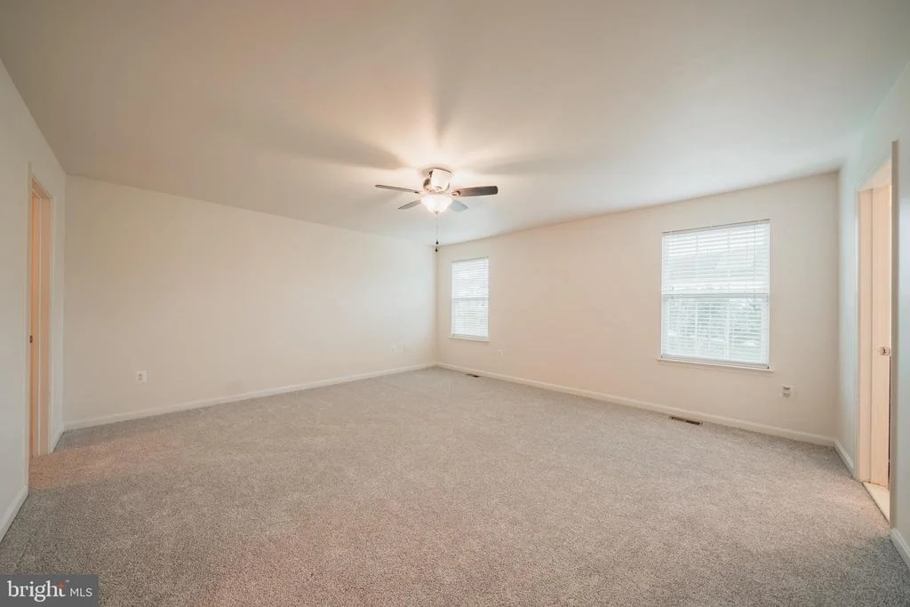 Photo of 2944 AMERICAN EAGLE BOULEVARD