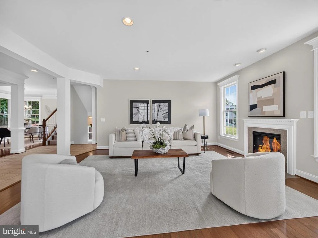 Photo of 3032 MOORE LANE