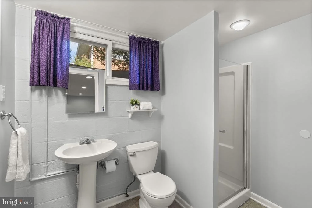 Photo of 2206 PLEASANT DRIVE