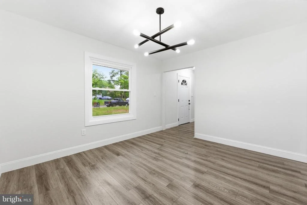 Photo of 27 PARKSIDE CIRCLE