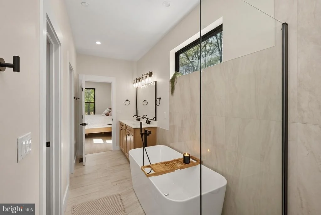 Photo of 248 TARN DRIVE
