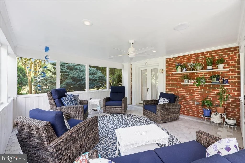 Photo of 6796 SUNNYBROOK DRIVE