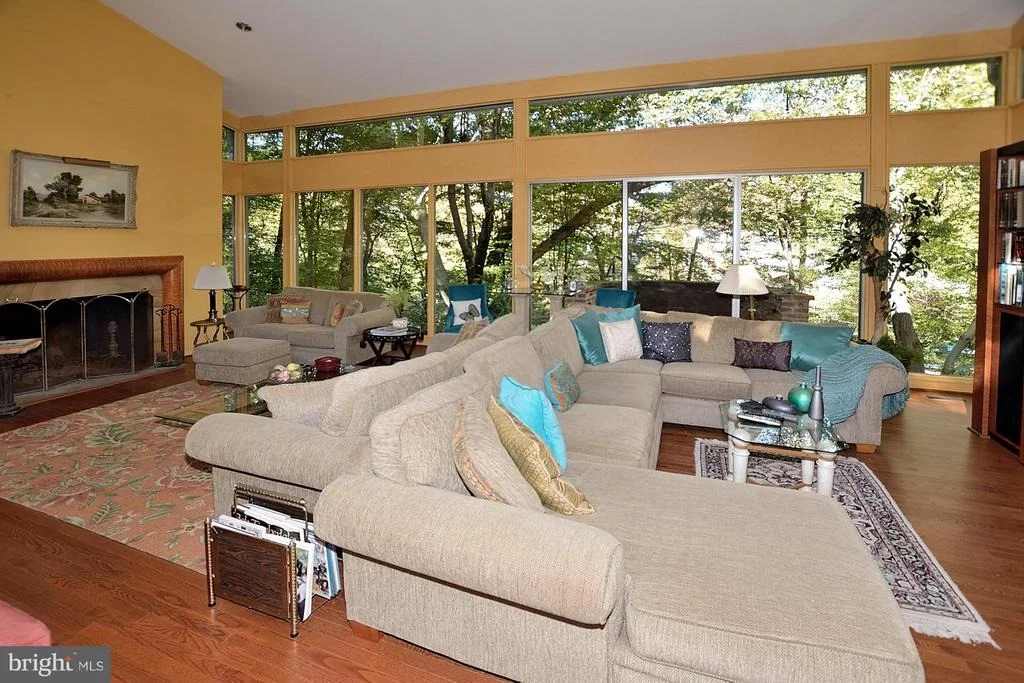 Photo of 4 BUTTONWOOD LANE