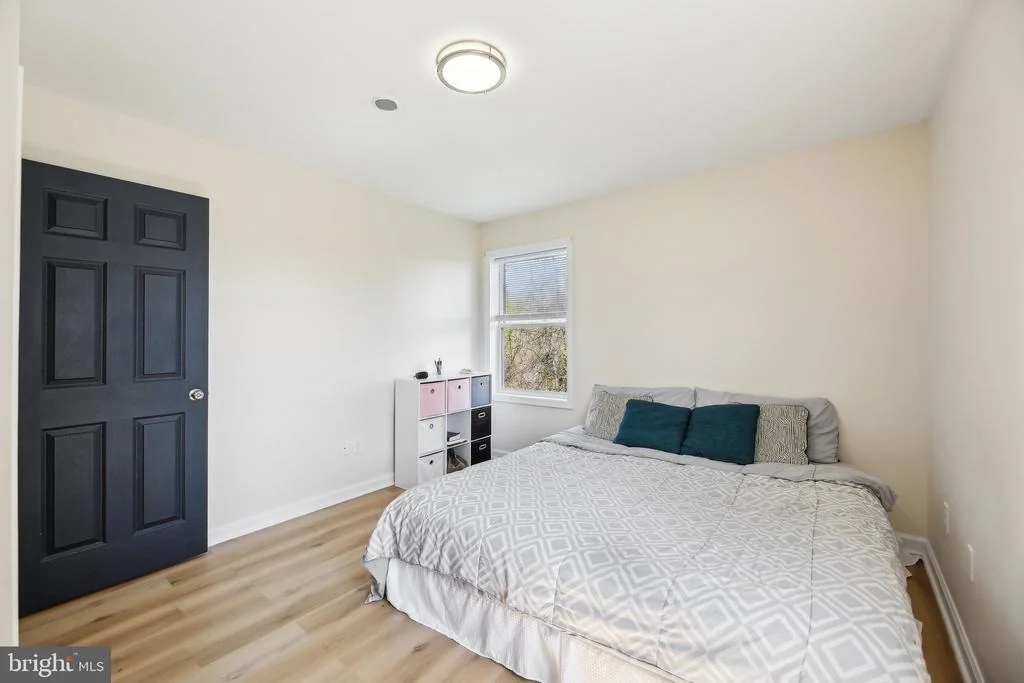 Photo of 11 10TH AVENUE