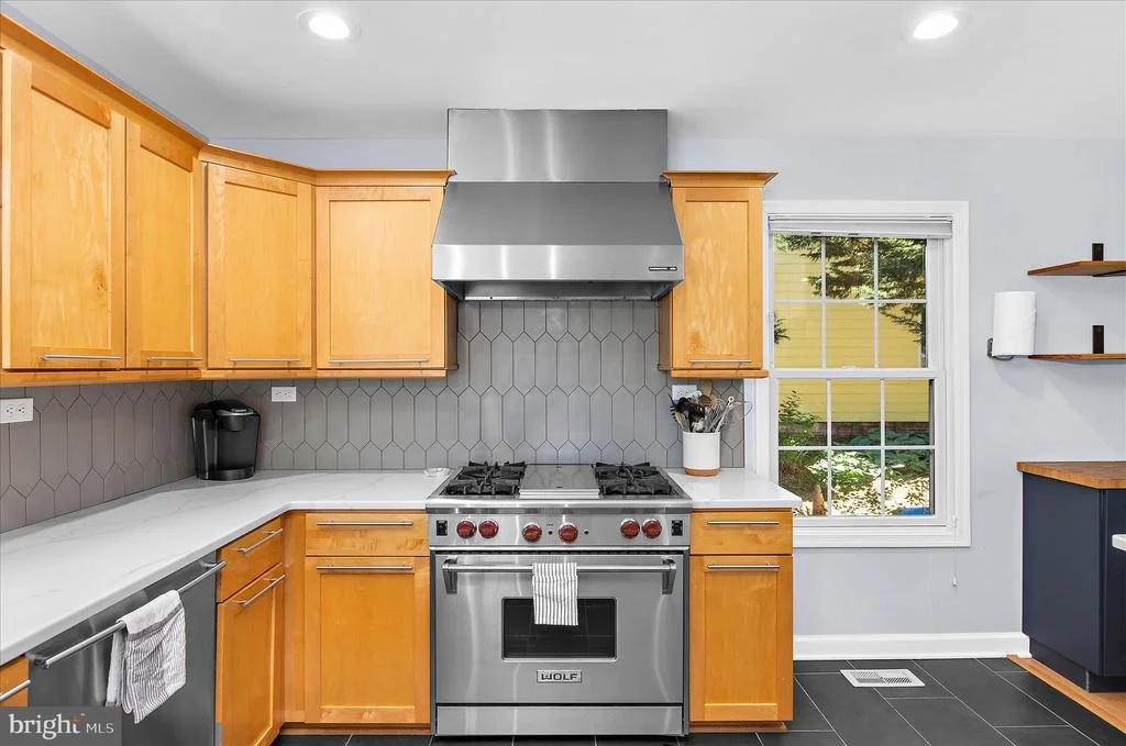 Photo of 102 BREWER AVENUE