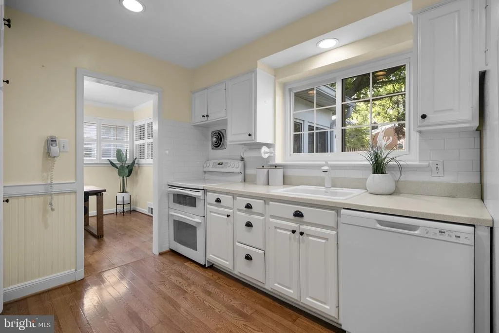 Photo of 19 EASTMOOR DRIVE