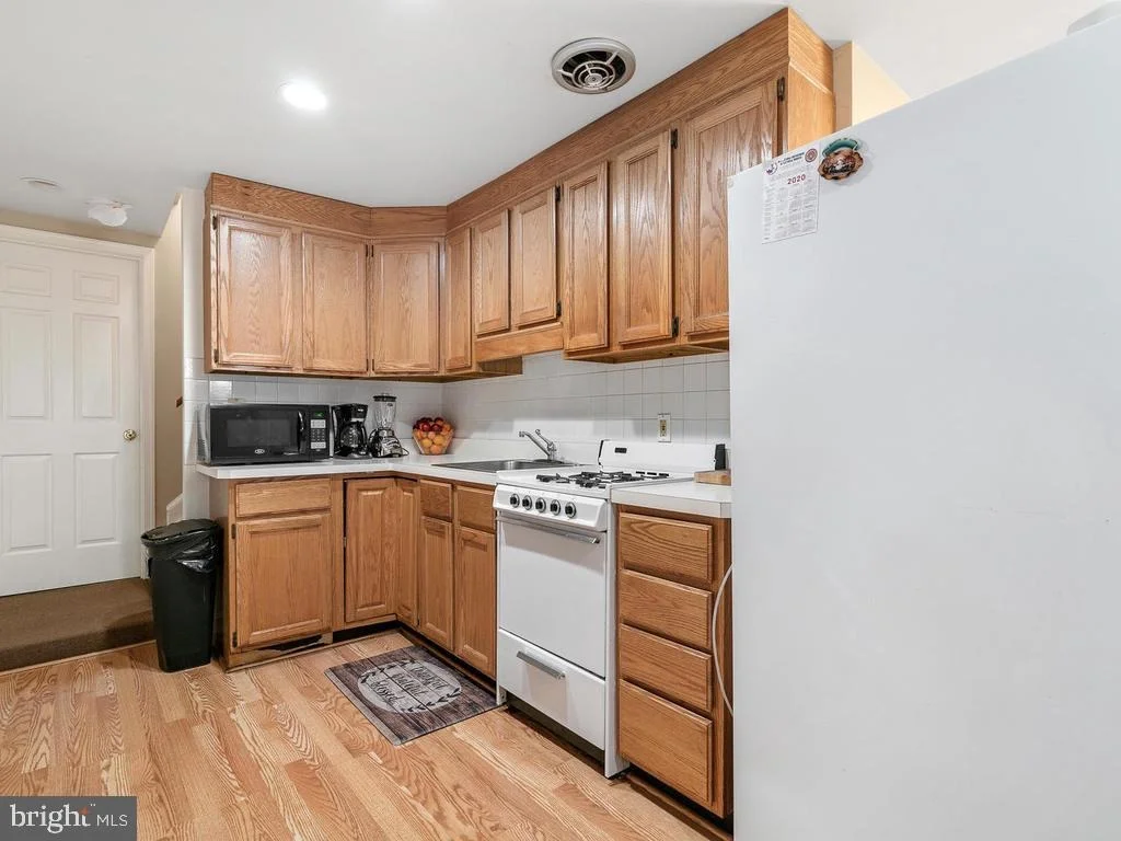 Photo of 2339 DECKMAN LANE