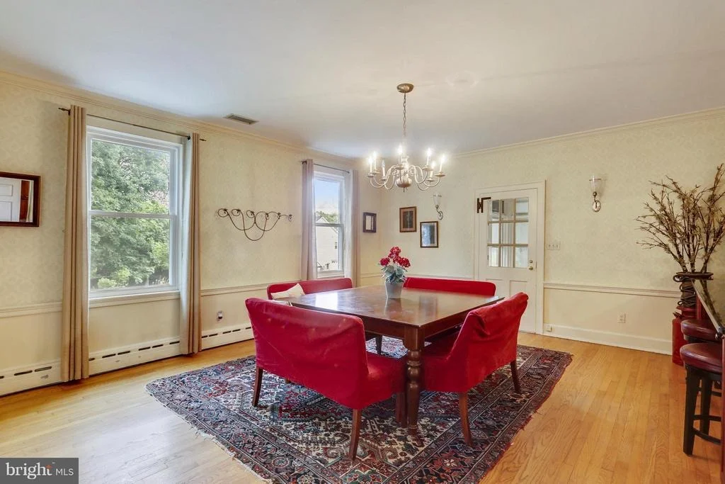 Photo of 17415 BATCHELLORS FOREST ROAD