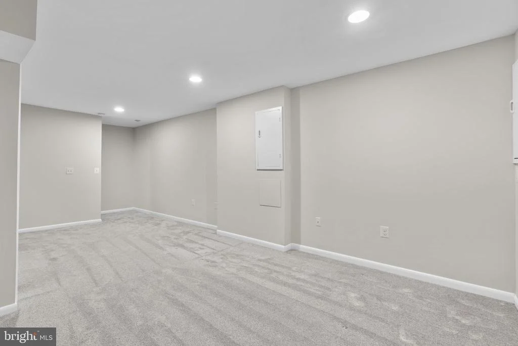 Photo of 8525 TRAIL VIEW DRIVE