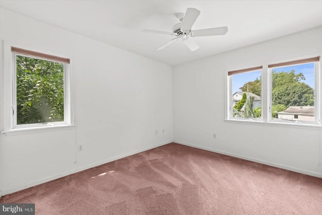 Photo of 20340 SILVER LAKE DRIVE