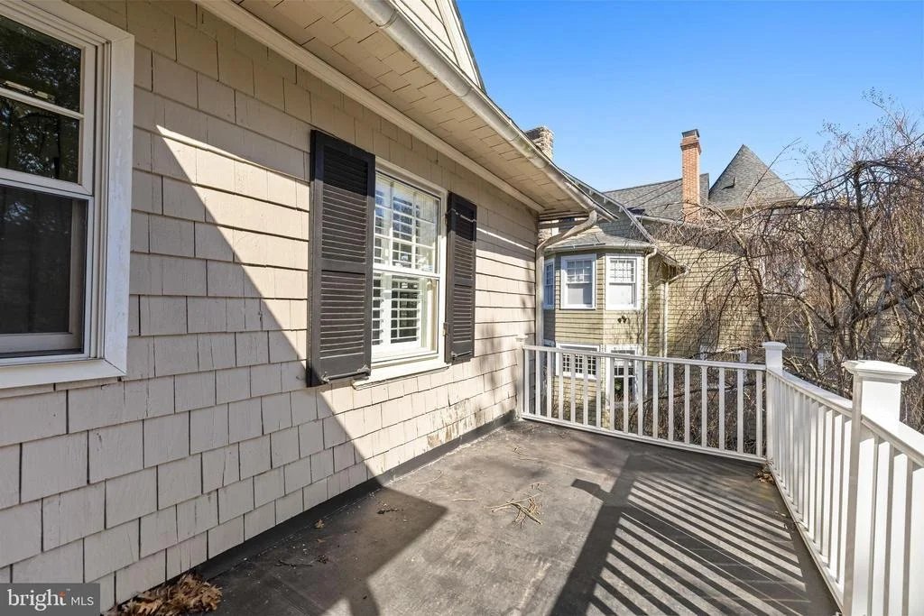 Photo of 225 HAWTHORNE ROAD
