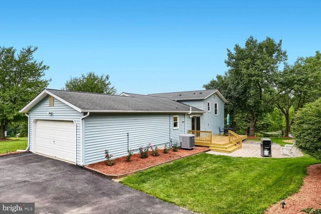 Photo of 5350 POMMEL DRIVE
