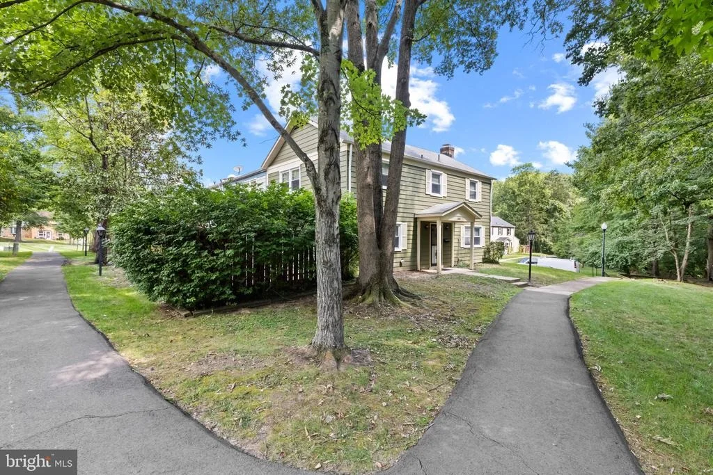 Photo of 12000 DOVE CIRCLE