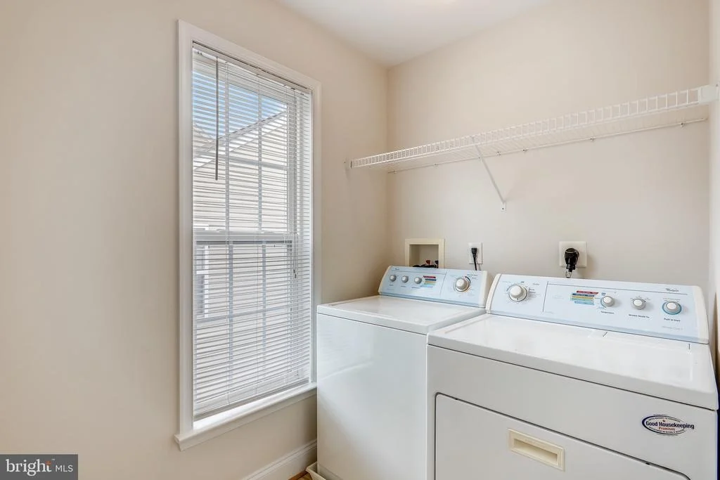 Photo of 9610 MASON LANE