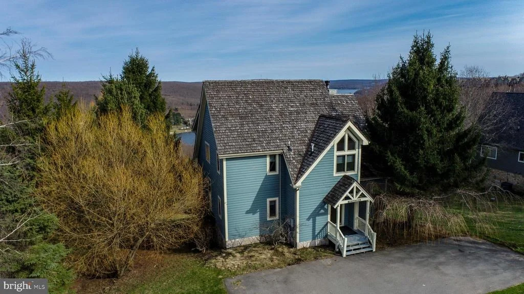 Photo of 110 HIGHLINE DRIVE