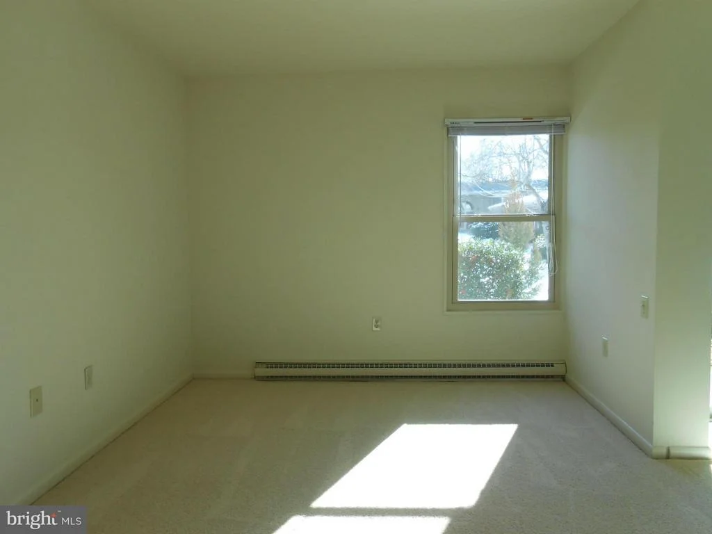 Photo of Unit 731D at 3398 GLENEAGLES DRIVE
