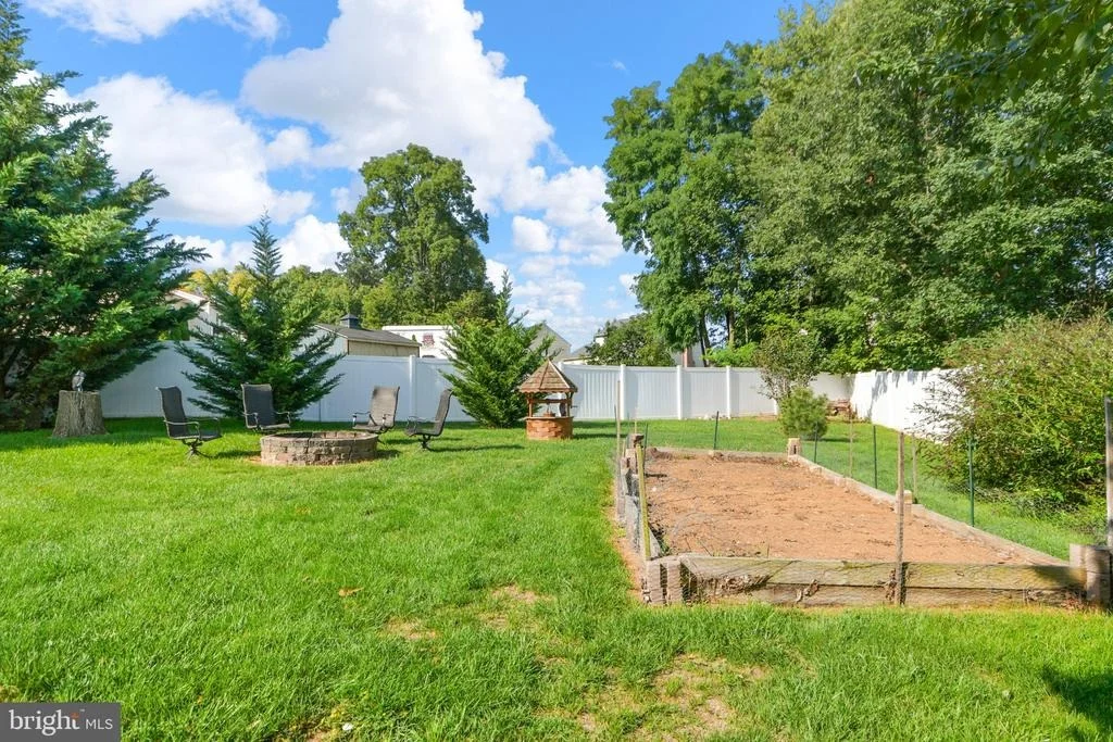 Photo of 16902 READING DRIVE