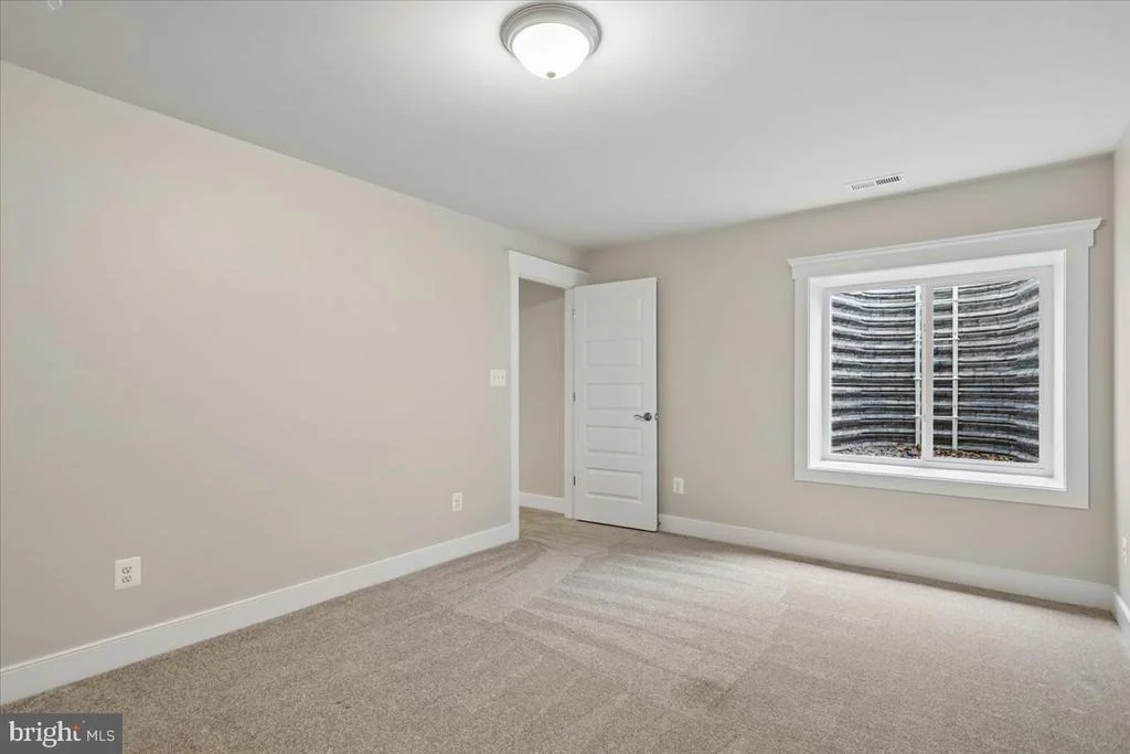 Photo of 1002 PIPERS BROOK DRIVE