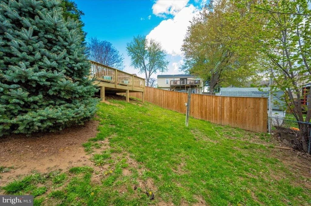 Photo of 223 TAMARACK WAY