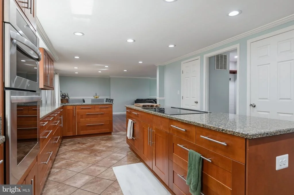 Photo of 15919 FAIRWAY DRIVE