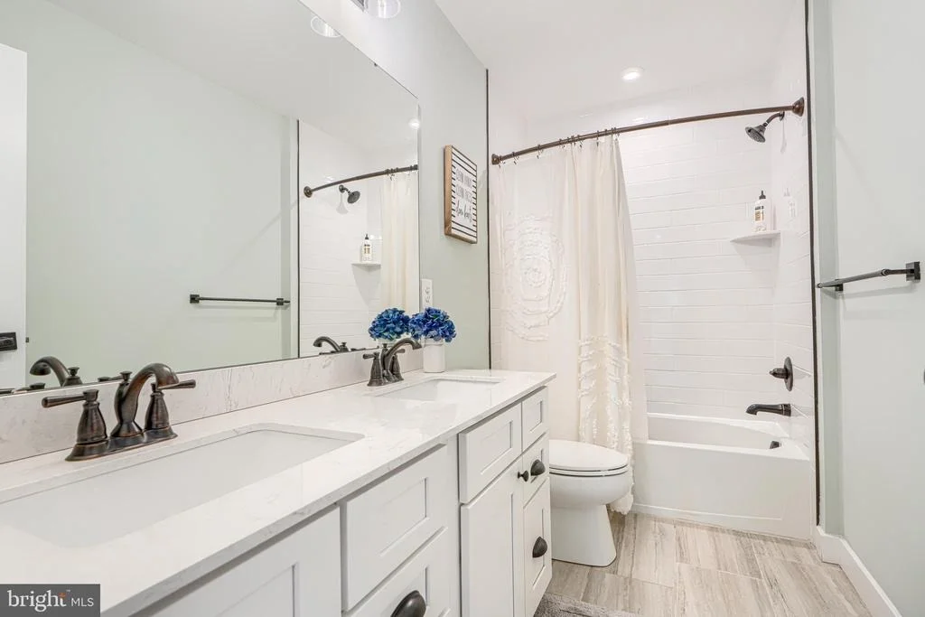 Photo of 2553 HANOVER PIKE