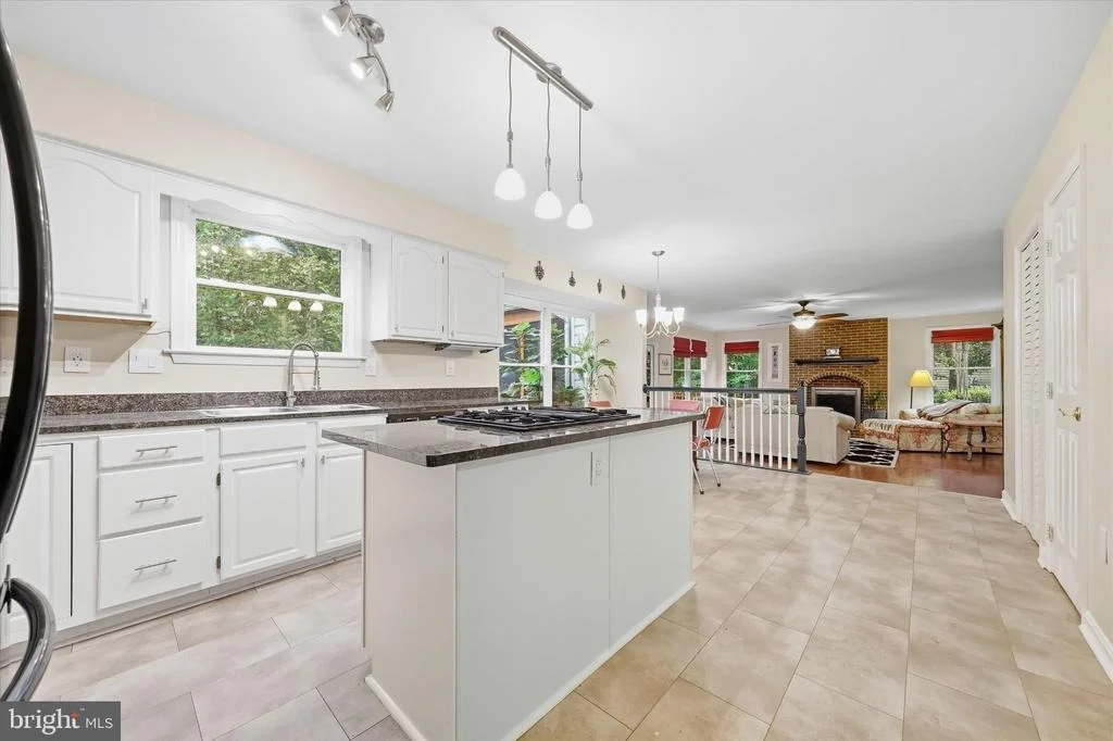Photo of 9005 SHADYBROOK DRIVE