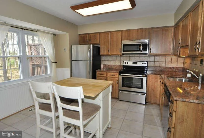 Photo of 9914 HEMLOCK WOODS LANE