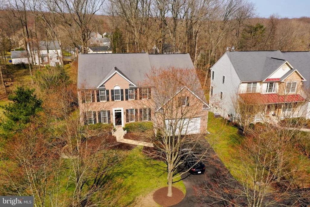 Photo of 10419 WHITE COURT