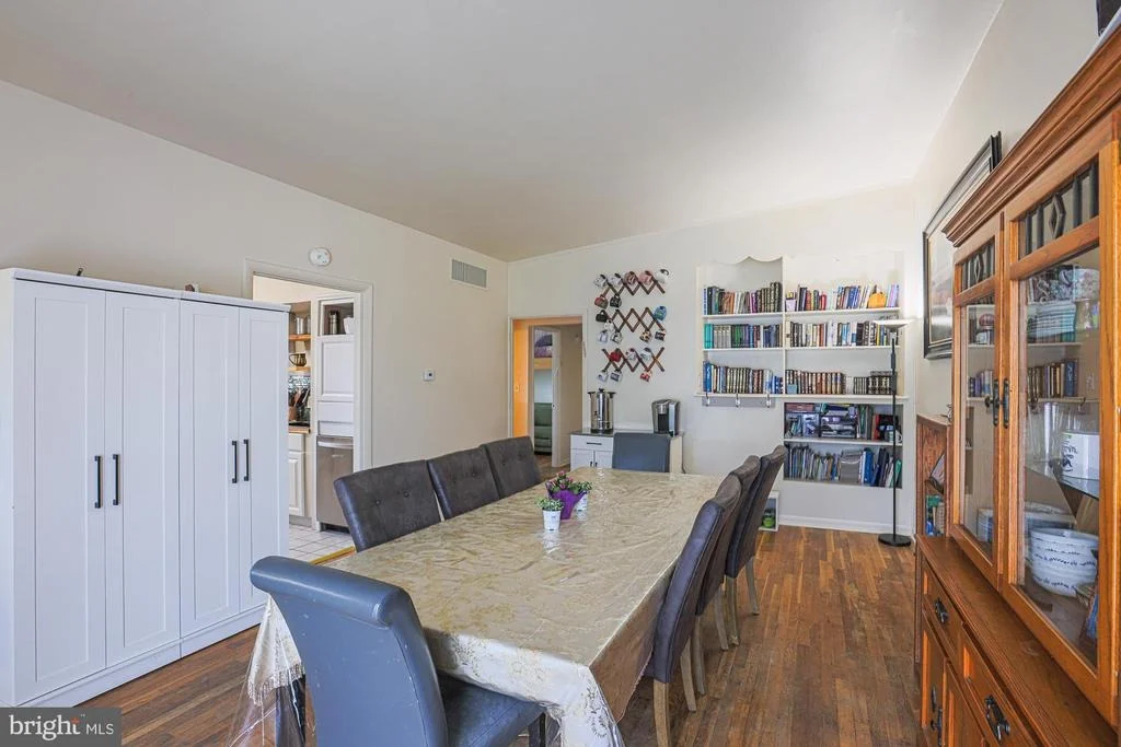 Photo of 6649 CHIPPEWA DRIVE