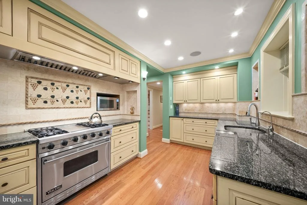Photo of 3312 PROSPERITY AVENUE