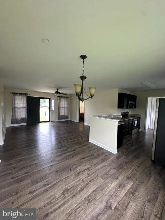 Photo of 403 CREEKSIDE TRAIL
