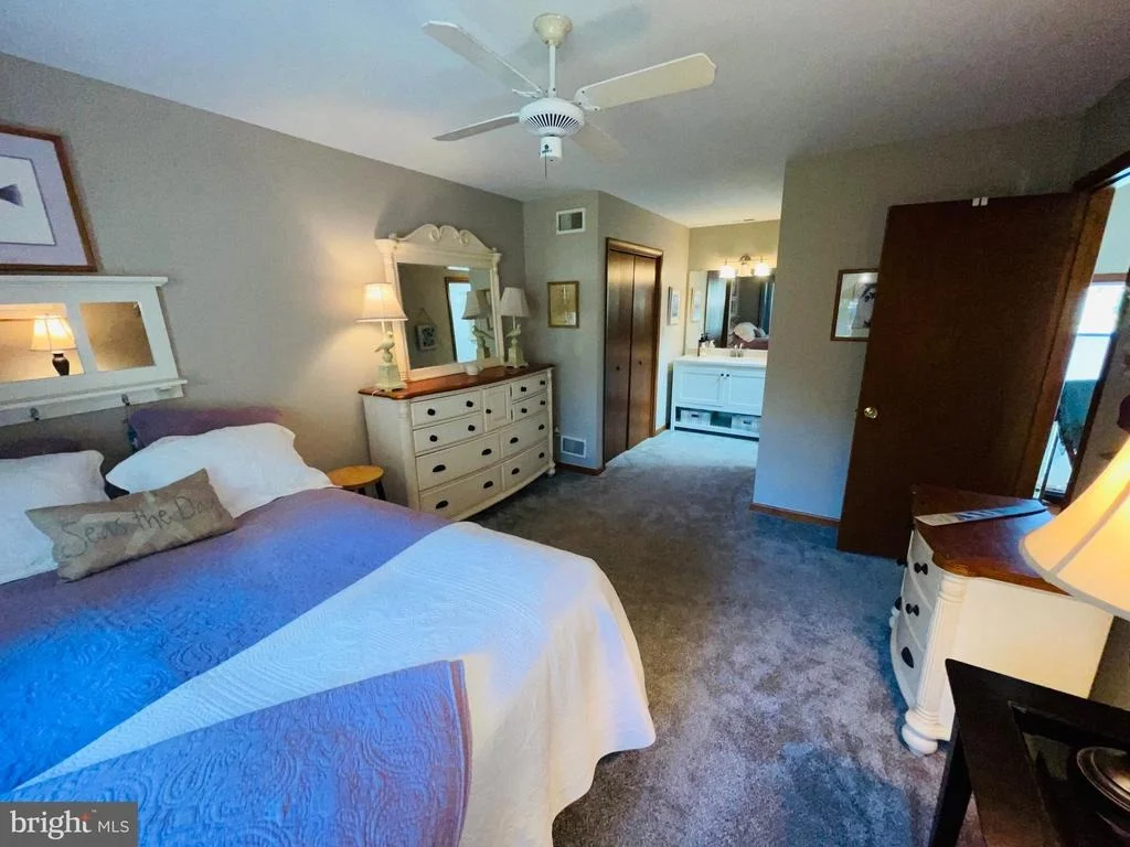 Photo of 31057 EDGEWATER DRIVE