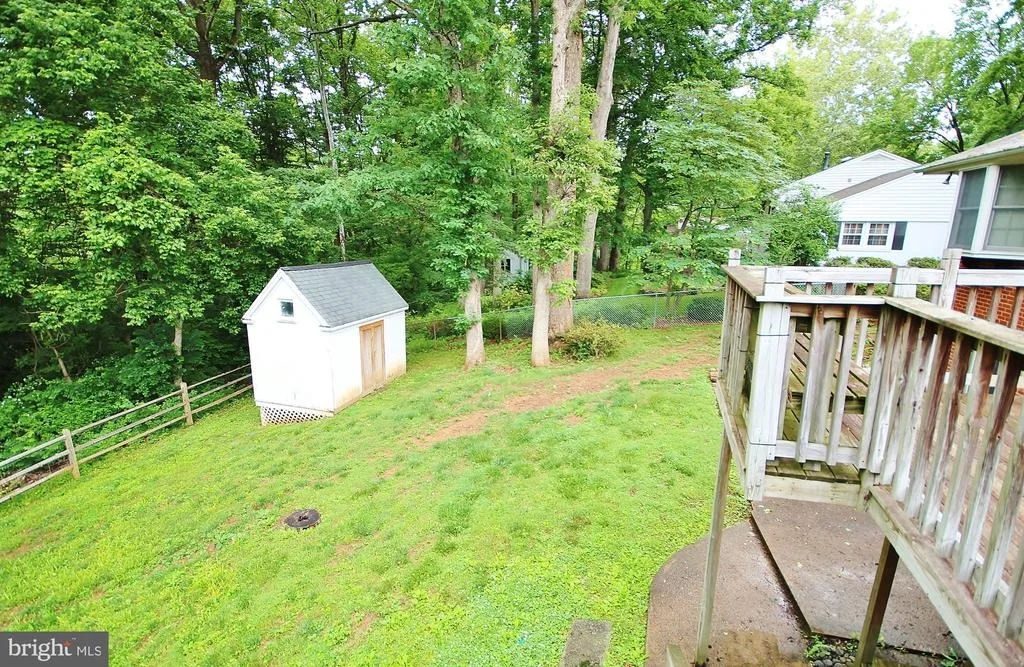 Photo of 5504 INVERCHAPEL ROAD