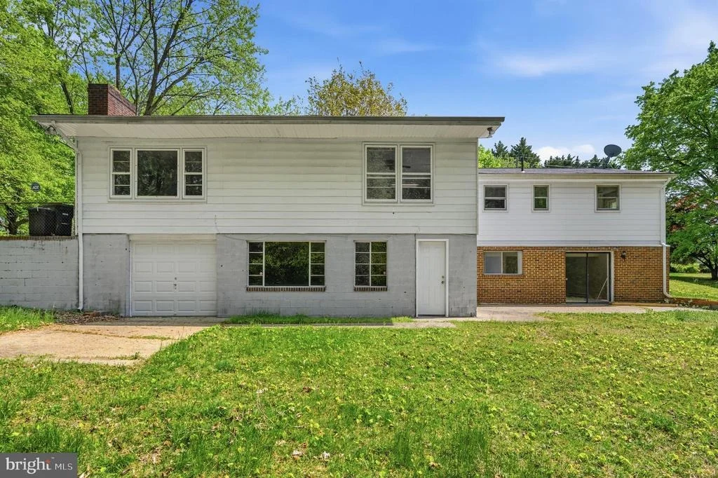 Photo of 12404 WALLACE LANE