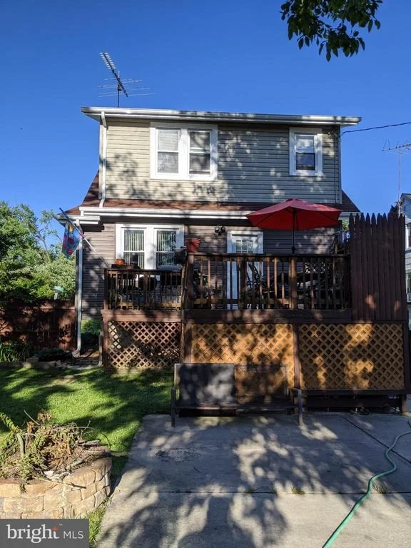 Photo of 5320 GRINDON AVENUE