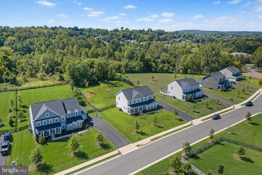 Photo of 6589 BOB WHITE DRIVE