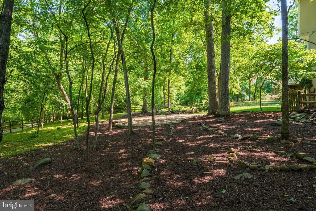 Photo of 12104 WALNUT BRANCH ROAD