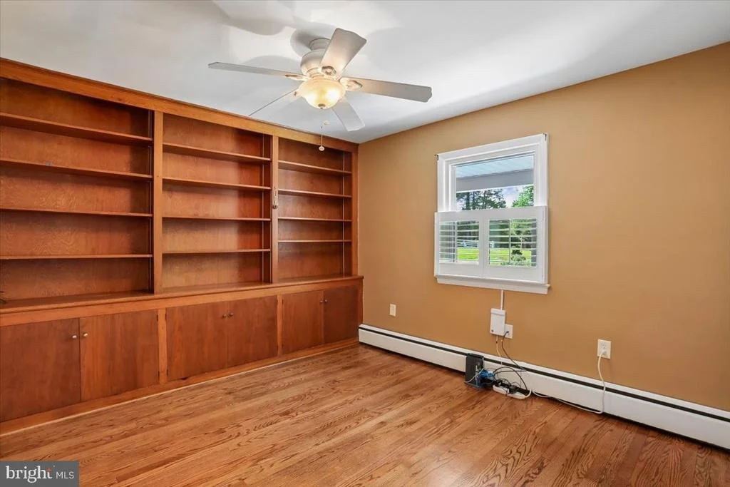 Photo of 14811 SPRINGFIELD ROAD